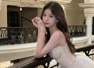 刷新“17c吃瓜”，视频里的迷惑行为大赏，看完忍不住想点赞！