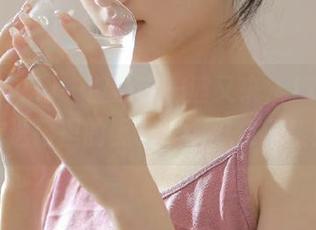 一波没完一波又来，17c吃瓜传送门里的黑料让人忍俊不禁！