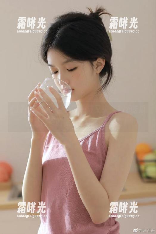 一波没完一波又来，17c吃瓜传送门里的黑料让人忍俊不禁！