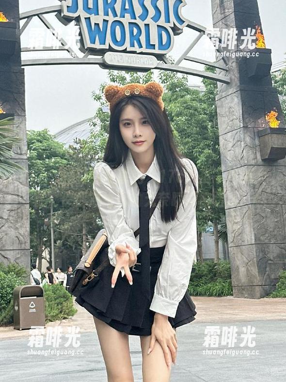 17c吃瓜 免费享用“17c吃瓜”这道大餐,保你对生活的无奈瞬间被治愈!