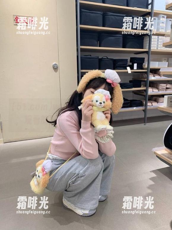 www.51.com真的很有意思，观看的每一刻都是一种煎熬与享受。