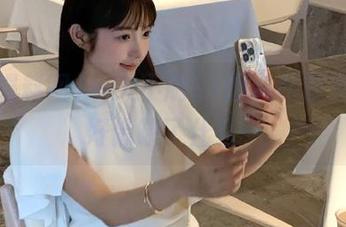 一天不刷51爆料网首页，就好像缺了什么…