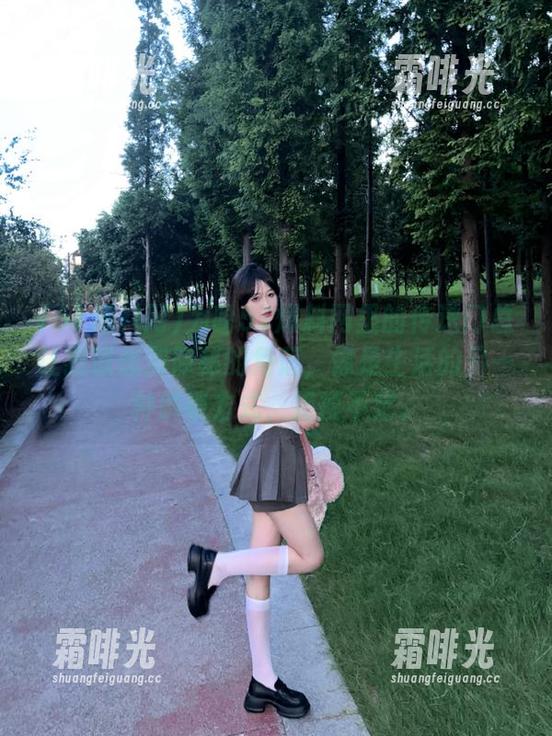 51爆料网 为啥51爆料网里的传送门总让我联想到隐秘的角落,像是生活的另一种解锁方式,捉摸不定。