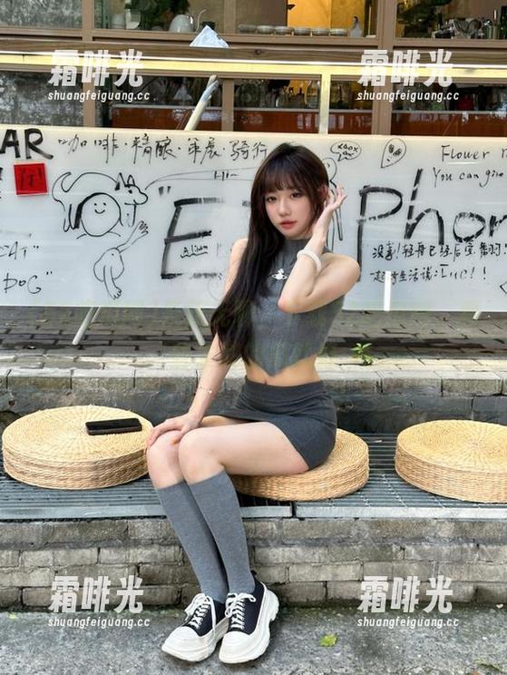 52吃瓜网 反正无聊,下载52吃瓜网,看些发酵的瓜就好