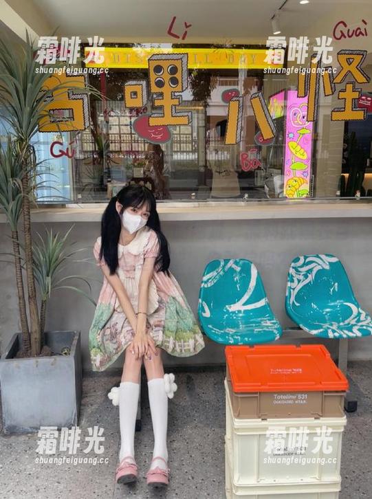 668.su的网址，黑料就像在自家后院里翻滚，你敢信吗？