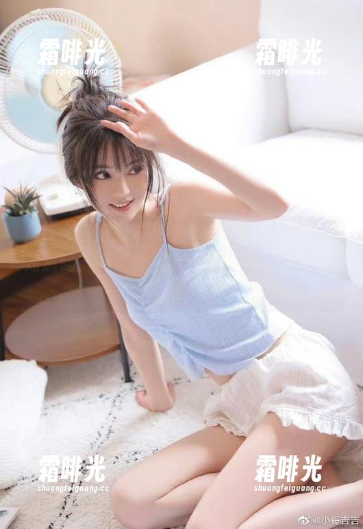 91今日吃瓜 “91今日吃瓜”分享:你知道吗?晚上看八卦能长生不老哦,哈哈!