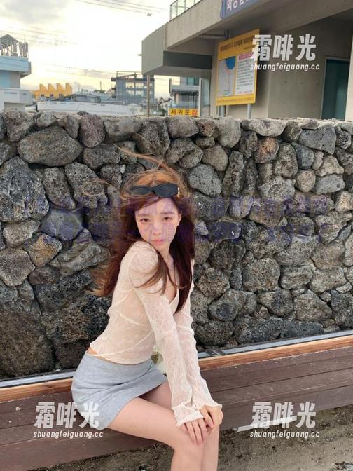 91吃瓜发布：这黑料也是独特，仿佛在撕开一个隐秘的宇宙，太好奇了！