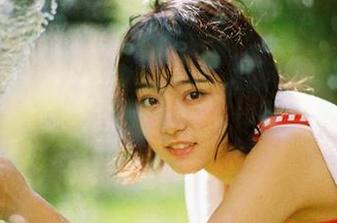 92吃瓜中心网站，在线等到花儿都谢了！