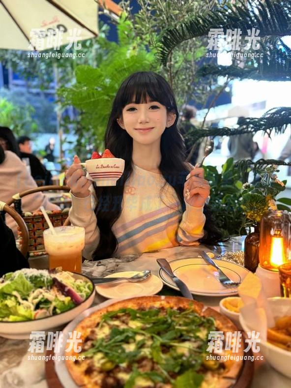 在heiliao.su苹果版里，我的“吃瓜”已经升华成了一种生活方式。