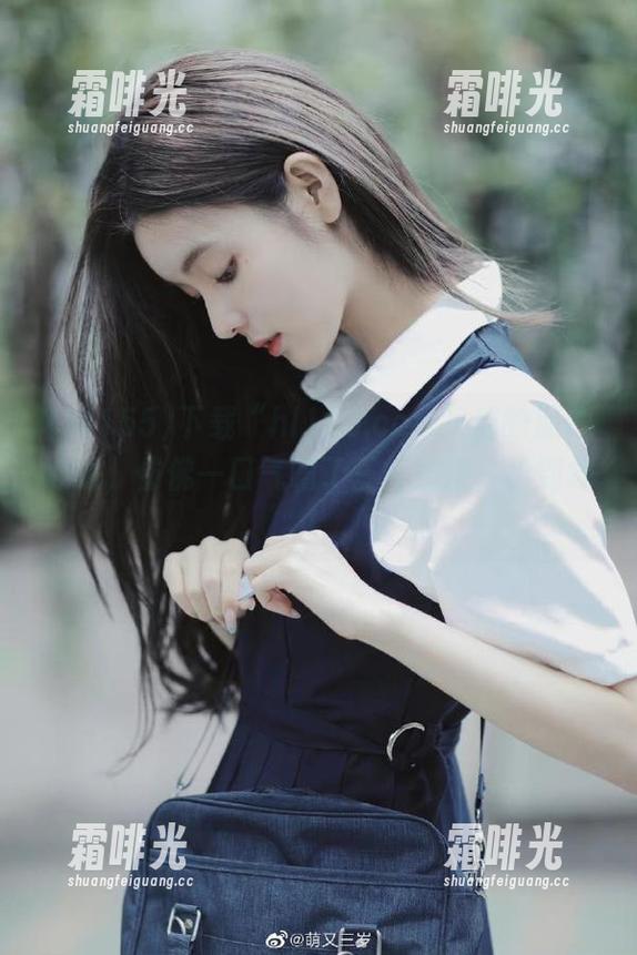 下载“hl155.ccm”后的那种心情，仿佛一口气喝了三杯奶茶，甜到爆！