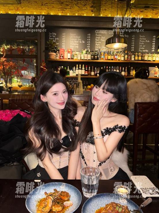 “hlw”的下载，是否能逆袭我的百无聊赖？