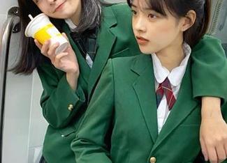 有种“hlw”体验，直达我心里的八卦本能！