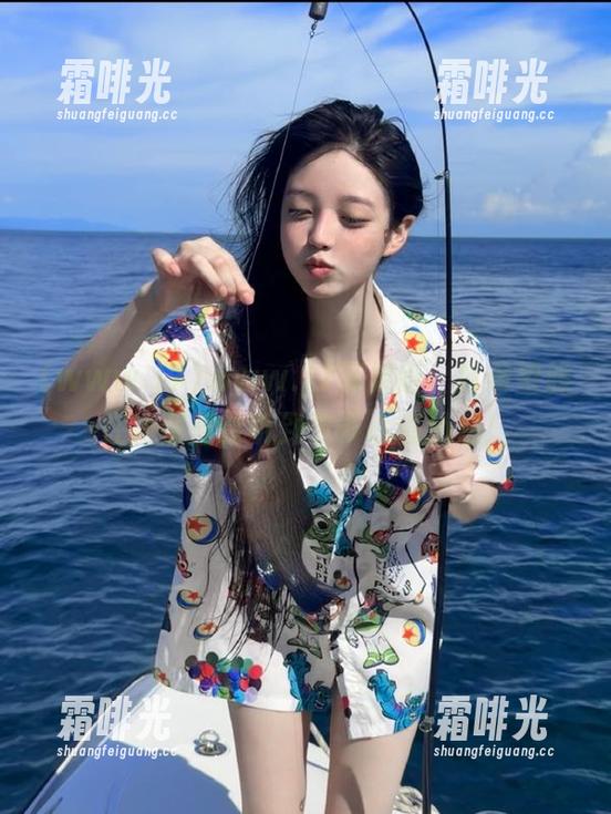 www.17 www.17苹果版,真希望躲在角落里能听到更多小道消息!