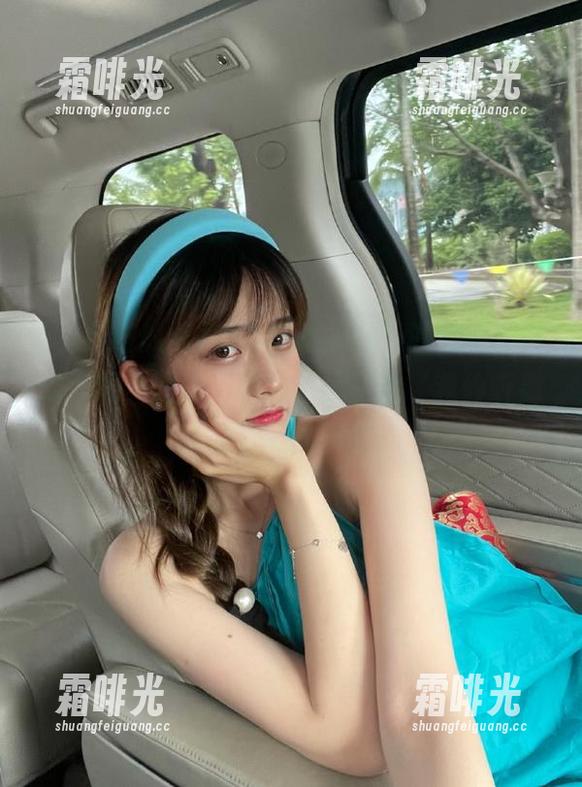 免费吃瓜网 “免费吃瓜网”的链接,你点了吗?明明是八卦,却有种‘我偷听到了什么’的快感。