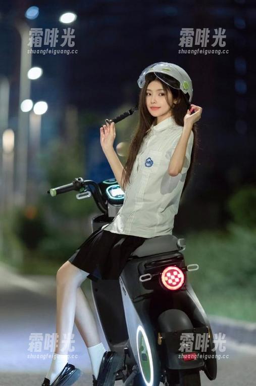 在‘免费吃瓜网苹果版’里，仿佛把我的时间都变成了八卦的细胞，活生生被吸引了！