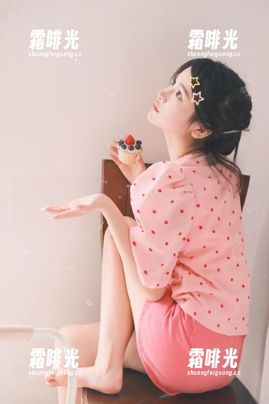 吃瓜网 说好的瓜田特工!快下载“吃瓜网”,一起去爆料吧!