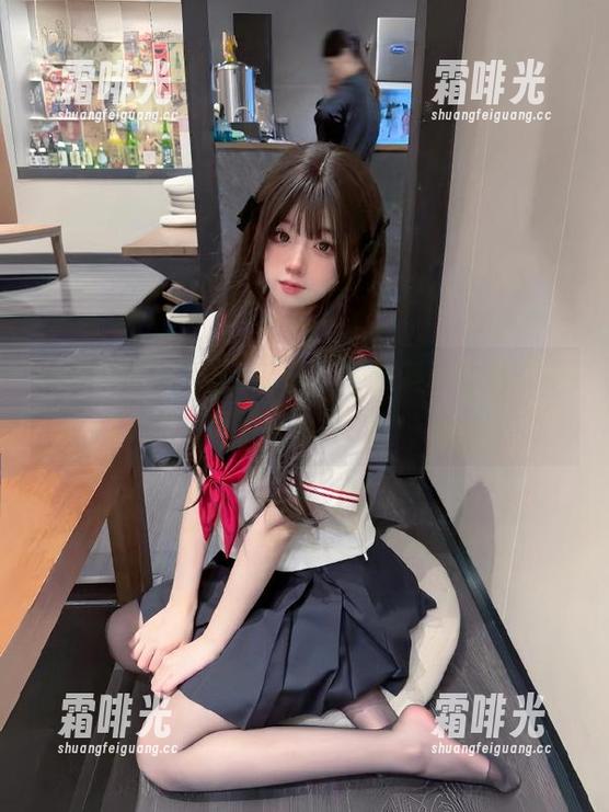 吃瓜网首页，让黑料和反差变成新的综艺节目？