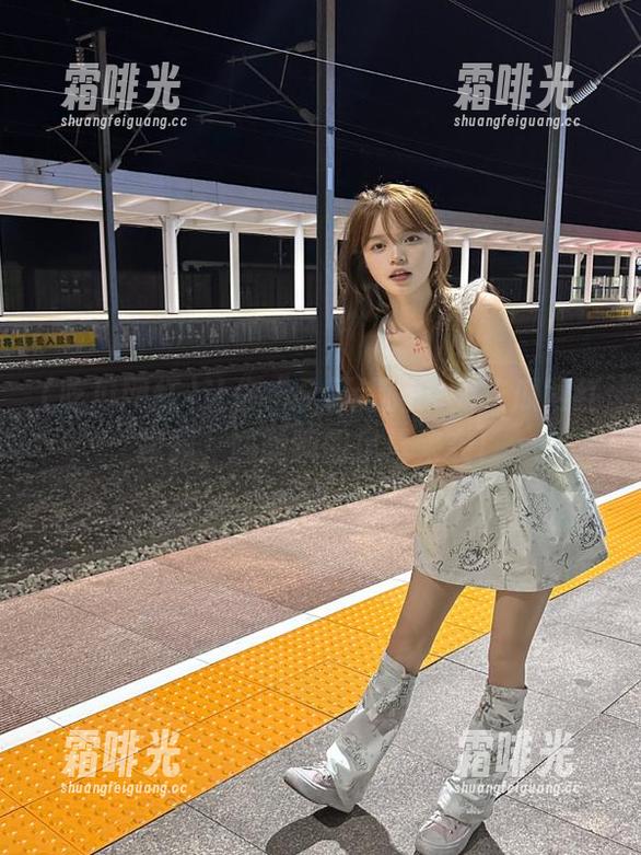 吃瓜网红 让你“永不迷路”的吃瓜网红视频,尴尬瞬间风暴来袭!