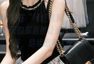 在“网红黑料”这片资源的海洋中，今天的瓜居然让我恍惚了一下，哎呀，继续思考人生。