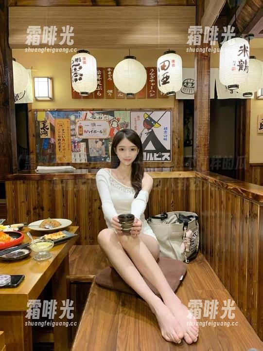 黑料不打样 观看了一圈黑料不打样的瓜,心情就像摇身一变的八卦达人!