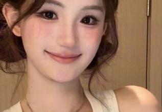 灵感来自“黑料不打烊tttzzz”的热议，探寻各种线路的入口，果然令人向往