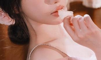 一道华丽的传送门，“黑料不打烊”发布后，谁还敢不吃小道消息？