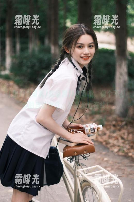 黑料老司机 就说黑料老司机,像个不打烊的自助餐厅,分享永远在线!