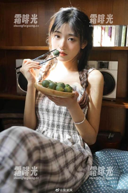 黑社料 通过下载黑社料,永不迷路,吃瓜路上不再孤单!